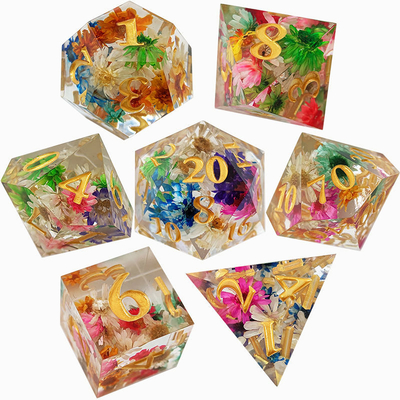 Dadi Polyhedral multiuso della resina, dadi fatti a mano portatili dello spigolo
