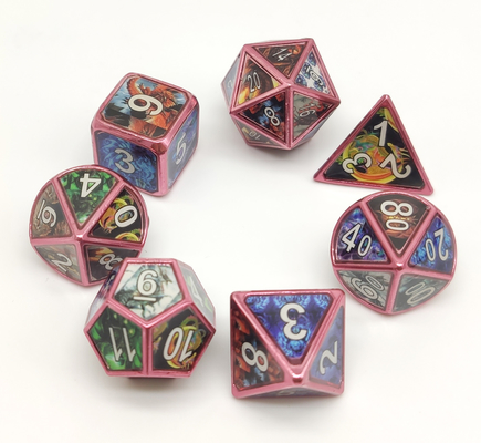 Il RPG di lusso non tossico del metallo taglia il bene durevole a cubetti di versamento della mano dell'insieme di 7 pezzi