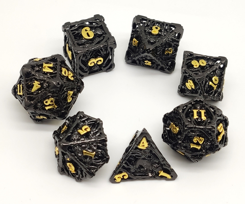 Il metallo portatile inodoro dei dadi di DND, mano ha scolpito i dadi neri di RPG