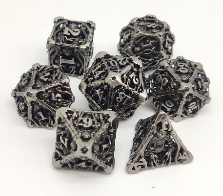 Il metallo che fatto a mano il mini RPG taglia un oro a cubetti stabilito di 7 pezzi ha placcato di superficie