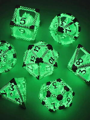 I dadi di vendita caldi del metallo DND hanno messo i dadi della resina dello spigolo hanno condotto i dadi luminosi