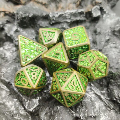 Polyhedron Dice Card Afferma carta Metallo intagliato a mano Pratica placcatura Sharp 7 Piece