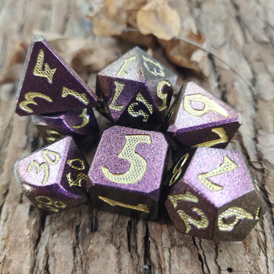Il tabl della mazza passa il versamento taglia l'insieme a cubetti inodoro per il nero Polyhedral del metallo della raccolta