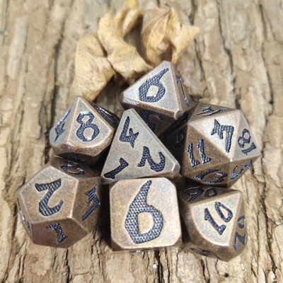 Affermi la carta fatta tagliare gli insiemi a cubetti che di rame i dadi mettono inodoro per la raccolta Polyhedral