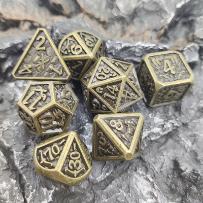 Gioco da tavolo DND Pratico set di dadi da gioco da tavolo Polyhedral Black Cuprum multiuso