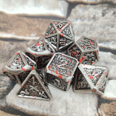 I dadi non tossici dell'arcobaleno di Dnd del centro liquido leggero hanno fissato il nero Polyhedral del metallo
