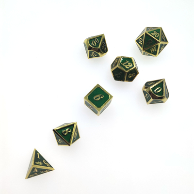 I dadi operati del metallo hanno messo i dadi antiusura di gioco di 7 pezzi hanno fissato il verde Polyhedral della scrofa giovane di usura
