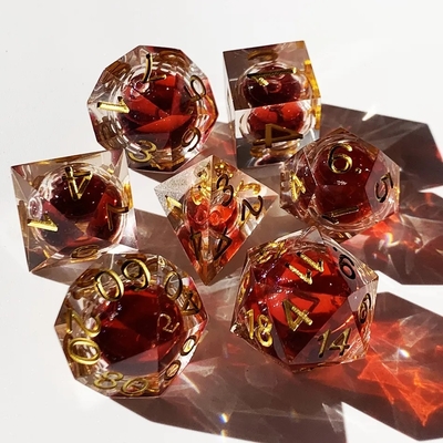 Gioco di ruolo Blood Dice Set Rosso Liquid Core Dice Resina Dragon And Dungeon