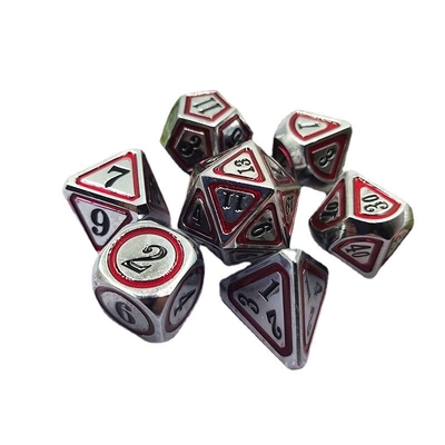 Antico set di dadi in bronzo in metallo in quinta persona colore di gioco dadi in lega di terra