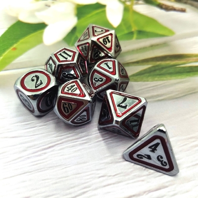 Antico set di dadi in bronzo in metallo in quinta persona colore di gioco dadi in lega di terra