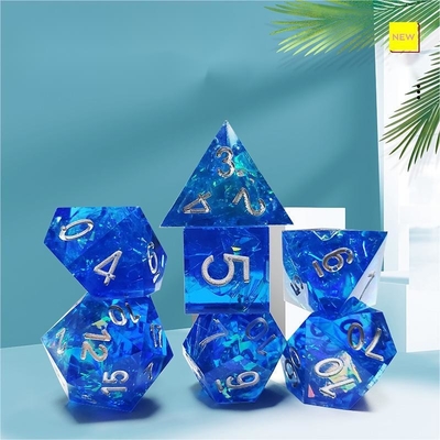 Blue Ocean Heart Crystal Resin Boarding Dice Set Dragone e Dungeon