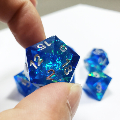 Blue Ocean Heart Crystal Resin Boarding Dice Set Dragone e Dungeon