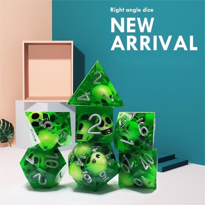 Green Crystal Skull Resin Boarding Dice Set Dragone e Dungeon