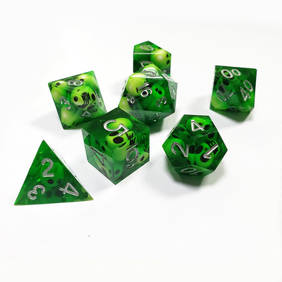 Green Crystal Skull Resin Boarding Dice Set Dragone e Dungeon