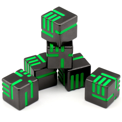 Metallo 6 lati dadi colorati gioco da tavolo gruppo di corsa giocattolo script uccidere DND drago e Dungeon Requisiti