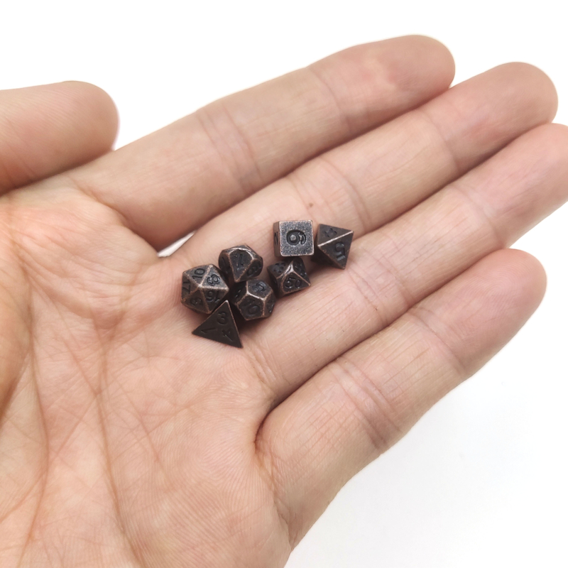 Mini dadi poliedrici in metallo Dungeons and Dragons Alta qualità per giochi da tavolo o di carte