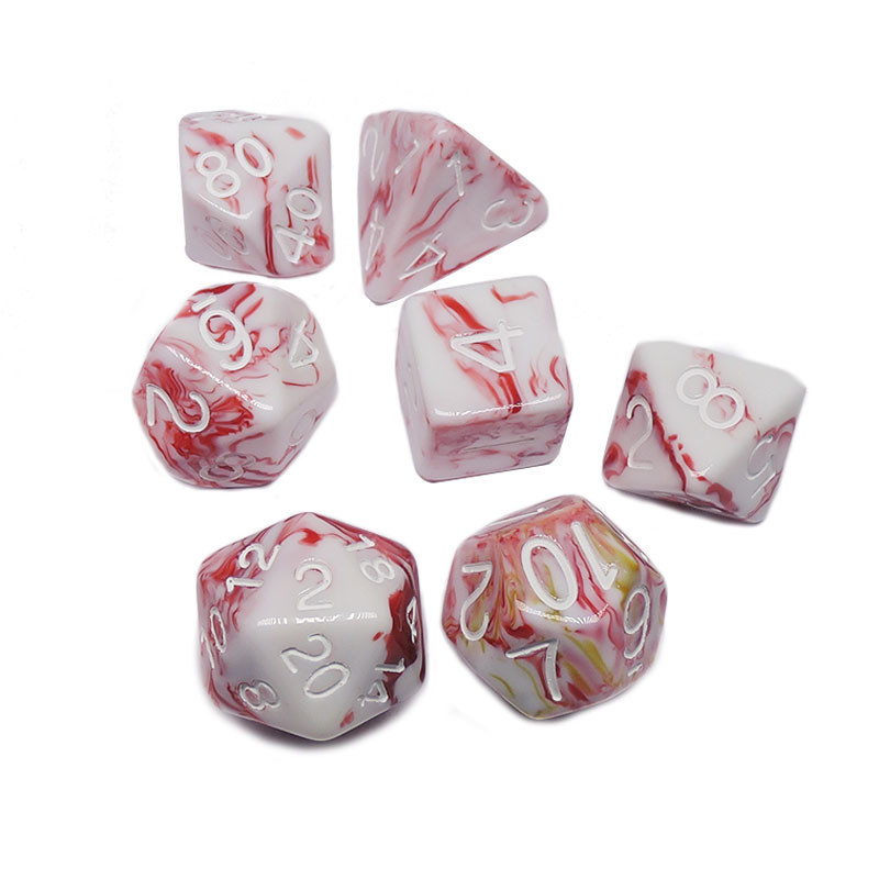 Il personaggio di resina di minerale bianco e rosso gioca un costume a dadi multi-noodle Dragon e Dungeon dnd dice
